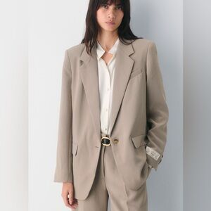 NWT Aritzia Wilfred New Generation Blazer